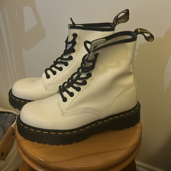 1460 SMOOTH LEATHER LACE UP BOOTS - Picture 3 of 3